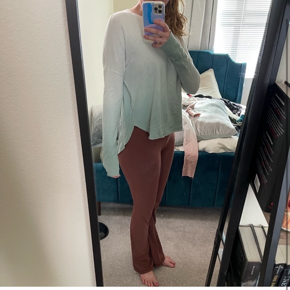 Lightweight ombré sweater - Picture 2 of 2